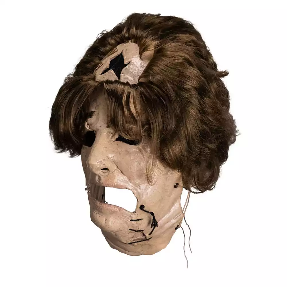 the-texas-chainsaw-massacre-mask-old-lady-1765726593-1