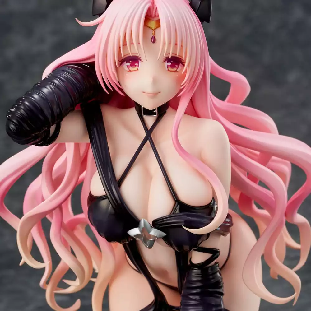 to-love-ru-darkness-pvc-statue-1-6-sefie-michaela-deviluke-darkness-version-renewel-package-edition-19-cm-1764953642-6