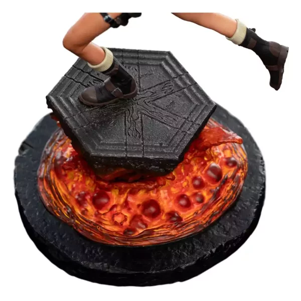 tomb-raider-mini-statue-lara-croft-the-sanctuary-of-flame-18-cm-1764952921-3 tomb-raider-mini-statue-lara-croft-the-sanctuary-of-flame-18-cm-1764952921-3