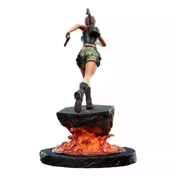 tomb-raider-mini-statue-lara-croft-the-sanctuary-of-flame-18-cm-1764952926-10 tomb-raider-mini-statue-lara-croft-the-sanctuary-of-flame-18-cm-1764952926-10