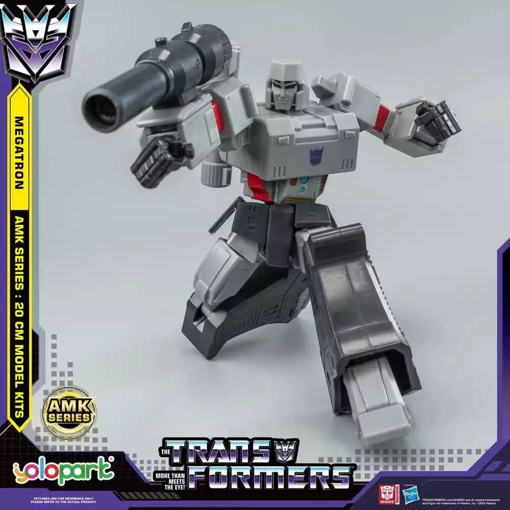 transformers-generation-one-amk-series-plastic-model-kit-megatron-20-cm-1764952634-1