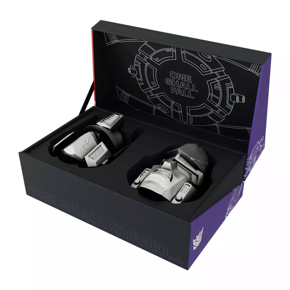transformers-replica-set-of-2-helmets-optimus-prime-megatron-limited-edition-1765677871-4