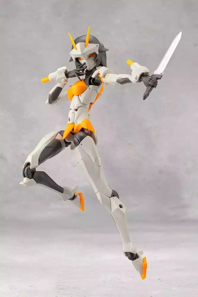 unlimited-universe-megalomaria-plastic-model-kit-principal-16-cm-1765706363-1