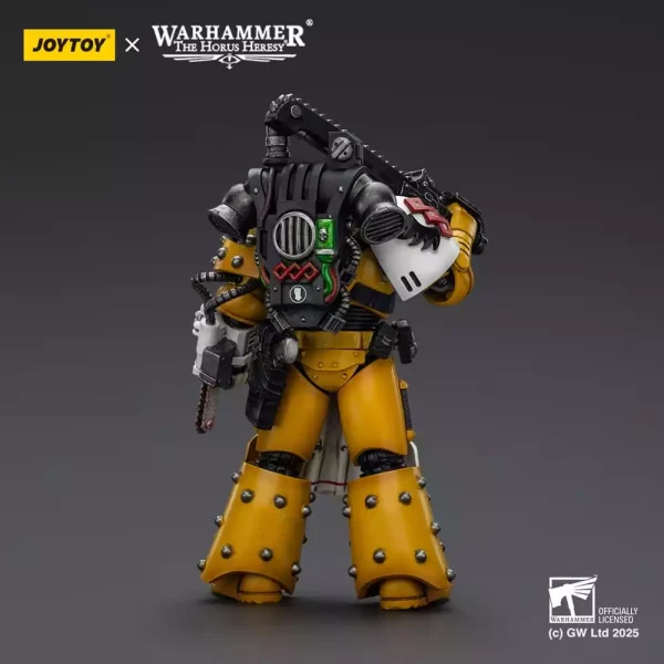 warhammer-40000-imperial-fists-action-figure-legion-apothecary-12-cm-1765685482-2