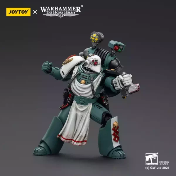warhammer-40000-sons-of-horus-action-figure-legion-apothecary-12-cm-1765685473-4