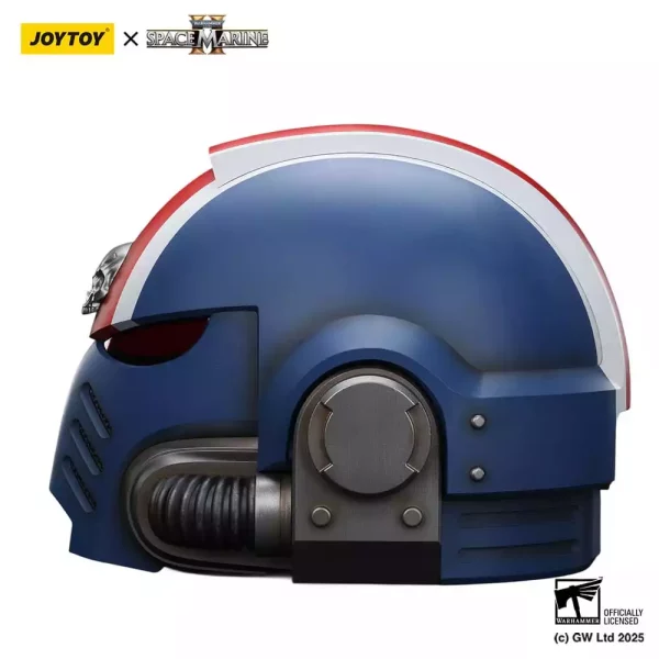 warhammer-40000-space-marine-2-replica-ultramarines-lieutenant-titus-helmet-30-cm-1765685022-7