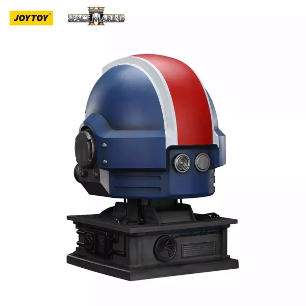 warhammer-40000-space-marine-2-replica-ultramarines-lieutenant-titus-helmet-with-display-stand-44-cm-1765684972-7