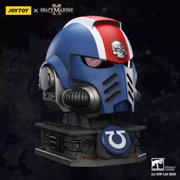 warhammer-40000-space-marine-2-replica-ultramarines-lieutenant-titus-helmet-with-display-stand-44-cm-1765684975-11