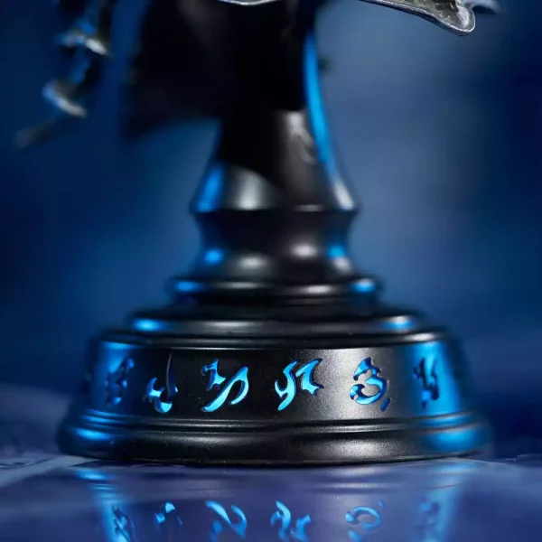world-of-warcraft-replica-helm-of-domination-collectors-edition-24-cm-1765672770-3