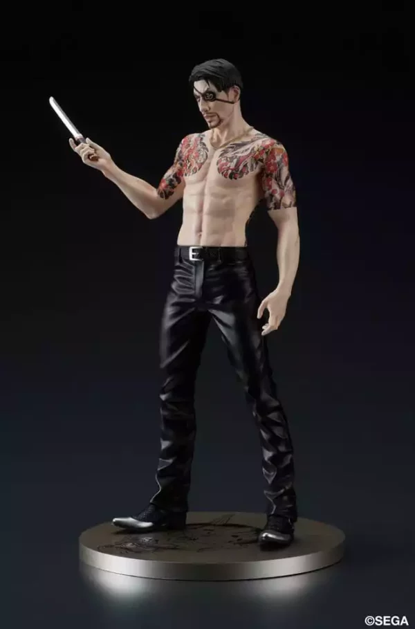 yakuza-like-a-dragon-digsta-pvc-statue-goro-majima-battle-style-ver-18-cm-1765674307-2