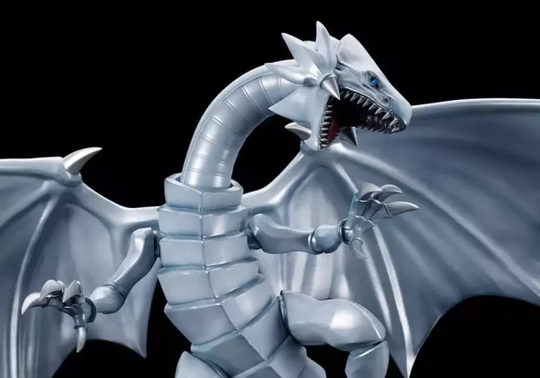 yu-gi-oh-oshi-works-statue-blue-eyes-white-dragon-25-cm-1765706645-7 yu-gi-oh-oshi-works-statue-blue-eyes-white-dragon-25-cm-1765706645-7