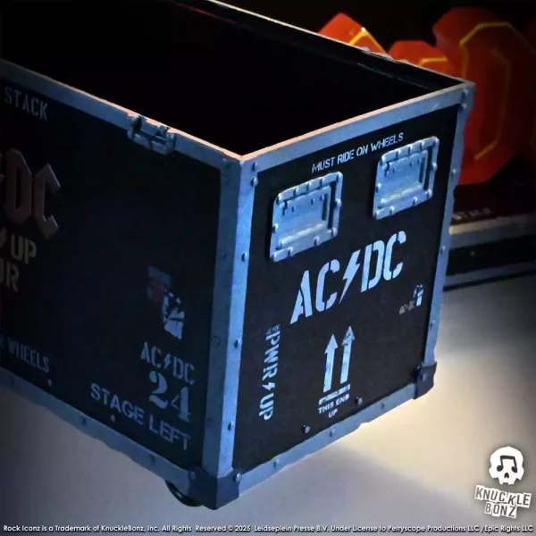 ac-dc-rock-ikonz-on-tour-statue-pwr-up-tour-road-case-1784867818-17 ac-dc-rock-ikonz-on-tour-statue-pwr-up-tour-road-case-1784867818-17