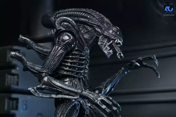 aliens-ultimate-action-figure-warrior-1986-xenomorph-black-40th-anniversary-23-cm-1784878317-3