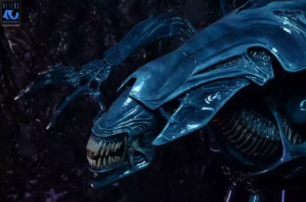 aliens-ultra-deluxe-action-figure-alien-queen-40th-anniversary-38-cm-1784878373-9