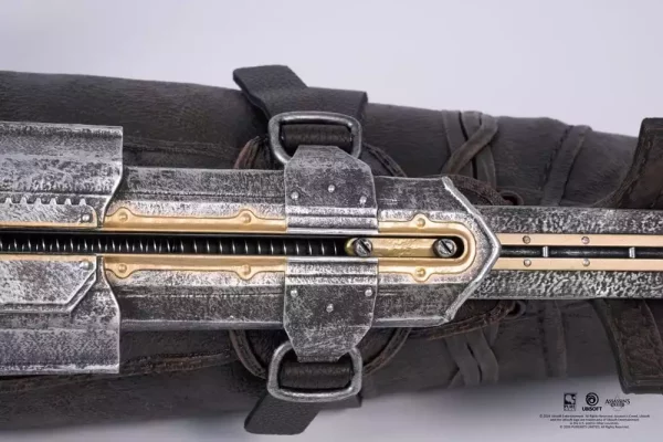 assassins-creed-replica-1-1-edward-hidden-blade-1784883965-16 assassins-creed-replica-1-1-edward-hidden-blade-1784883965-16