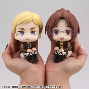 Attack on Titan: Statuette PVC Hange Zoe & Erwin Smith (con omaggio) - 11 cm