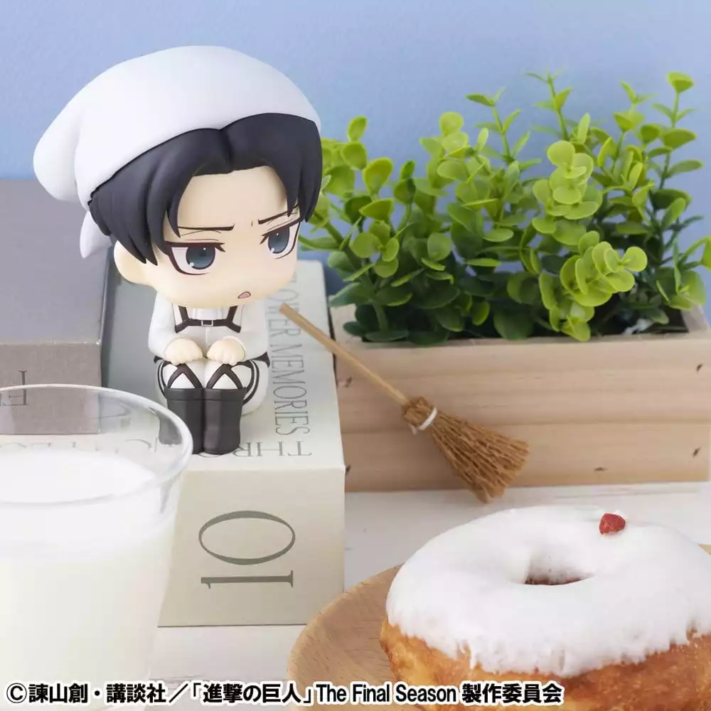 attack-on-titan-look-up-pvc-statues-levi-cleaning-up-ver-mikasa-ackerman-with-gift-11-cm-1784874742-14