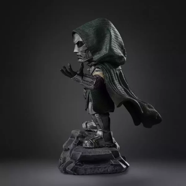 avengers-doomsday-minico-statue-doctor-doom-15-cm-1785480322-3