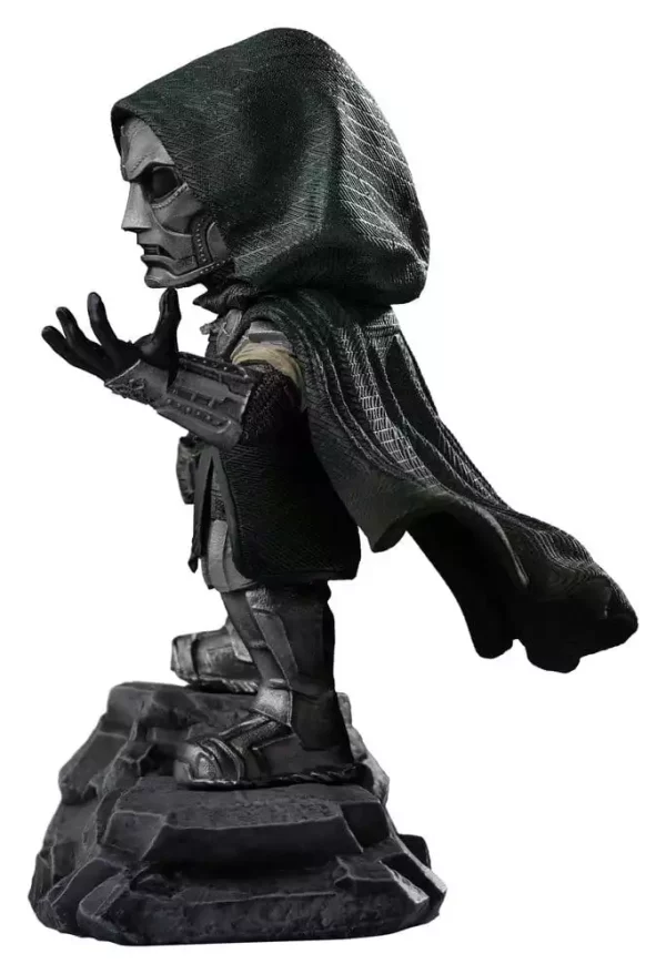 avengers-doomsday-minico-statue-doctor-doom-15-cm-1785480323-4