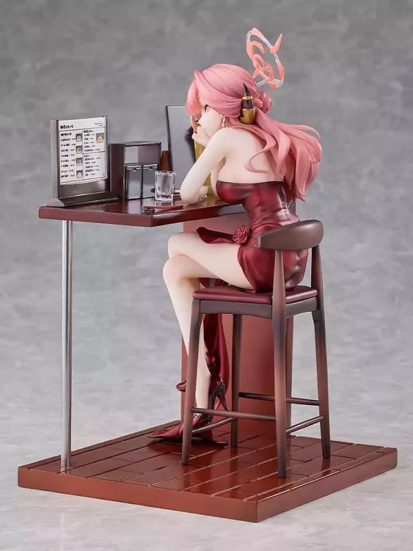blue-archive-pvc-statue-1-7-aru-dress-memorial-lobby-ver-23-cm-1784887276-6
