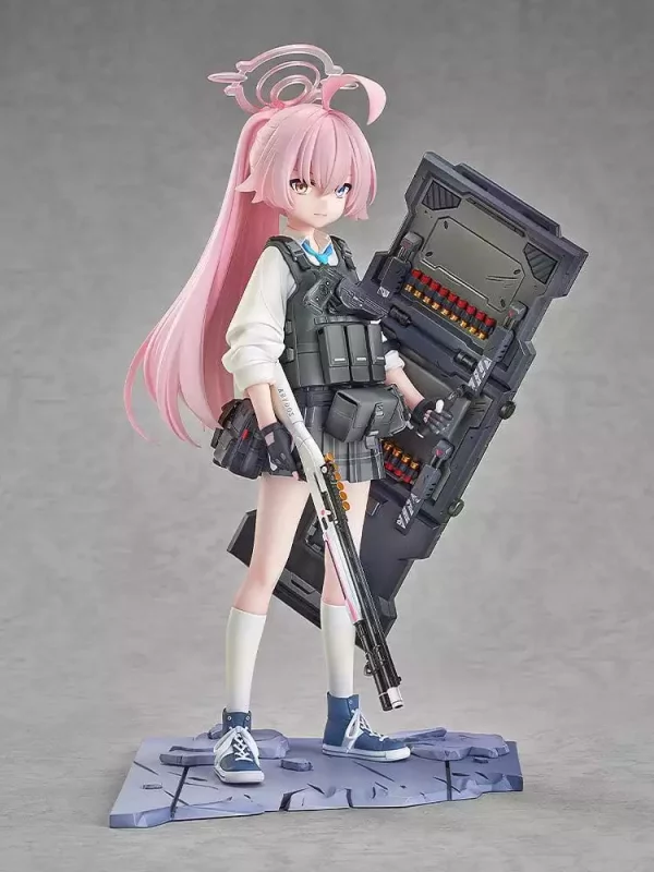 blue-archive-pvc-statue-1-7-hoshino-armed-24-cm-1784859577-5