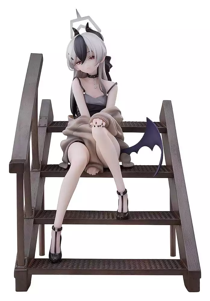 blue-archive-pvc-statue-1-7-kayoko-dress-memorial-lobby-ver-22-cm-1784887294-0