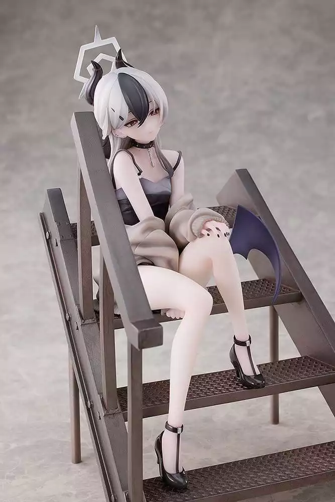 blue-archive-pvc-statue-1-7-kayoko-dress-memorial-lobby-ver-22-cm-1784887303-9