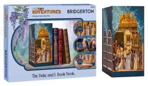 Bridgerton Tiny Adventures Book Nook 'Il Duce e Io' - Diorama da Scaffale 18 cm