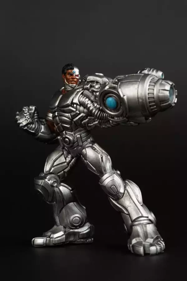 dc-direct-collector-vinyl-statue-cyborg-12-cm-1784873152-9