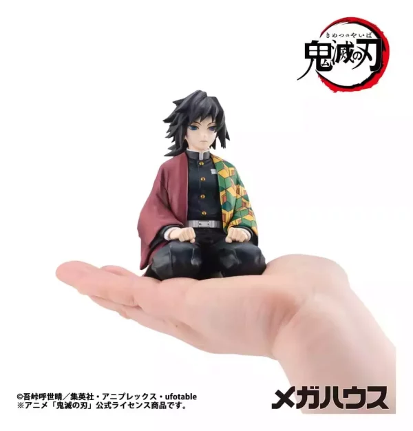 demon-slayer-kimetsu-no-yaiba-g-e-m-series-pvc-figure-giyu-san-palm-size-9-cm-repeat-1784875150-1
