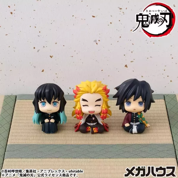 demon-slayer-kimetsu-no-yaiba-look-up-pvc-statue-rengoku-kyoujurou-smile-ver-11-cm-1784874718-1