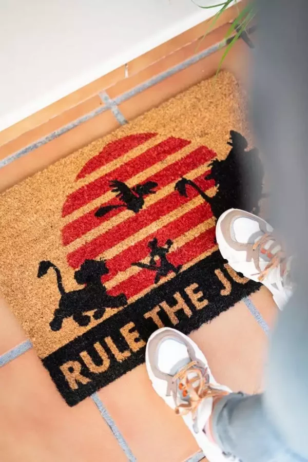 disney-the-lion-king-doormat-rule-the-jungle-40-x-60-cm-1784856994-4 disney-the-lion-king-doormat-rule-the-jungle-40-x-60-cm-1784856994-4