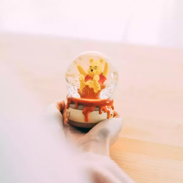 disney-winnie-the-pooh-snow-globe-10-cm-1784857544-9