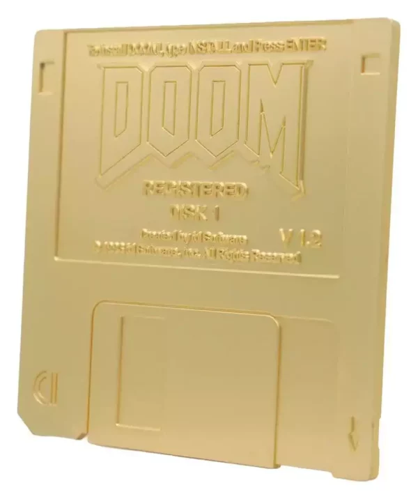 doom-replik-floppy-disk-gold-plated-limited-edition-1784854962-1