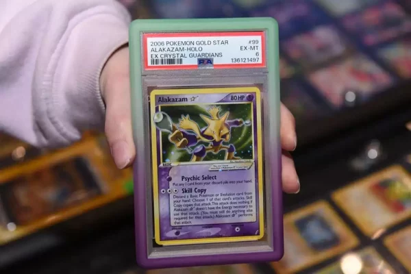 evoretro-bumper-for-psa-graded-card-slab-gradient-green-purple-glitter-1784852000-3 evoretro-bumper-for-psa-graded-card-slab-gradient-green-purple-glitter-1784852000-3