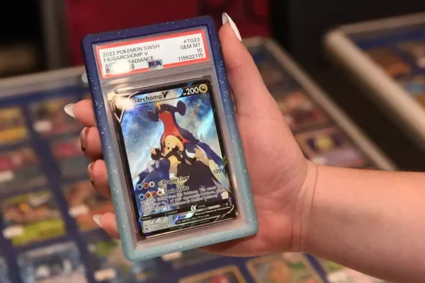 evoretro-bumper-for-psa-graded-card-slab-gradient-light-blue-dark-blue-glitter-1784851990-1 evoretro-bumper-for-psa-graded-card-slab-gradient-light-blue-dark-blue-glitter-1784851990-1