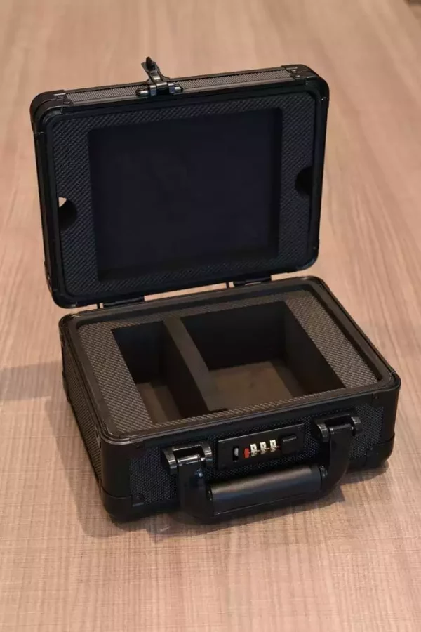 evoretro-graded-card-display-and-carry-case-with-display-window-black-1784851528-5