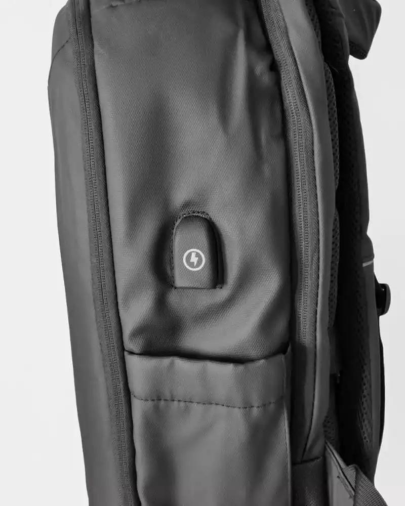 evoretro-hybridpro-travel-backpack-black-1784851953-7
