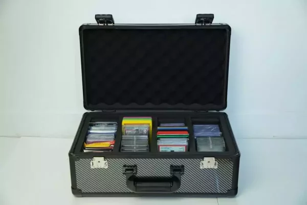 evoretro-trading-card-storage-box-for-120-cards-xl-gray-1784851804-10 evoretro-trading-card-storage-box-for-120-cards-xl-gray-1784851804-10