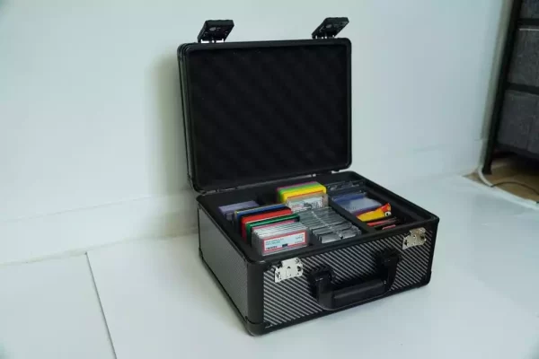 evoretro-trading-card-storage-box-for-90-cards-x-gray-1784851755-7