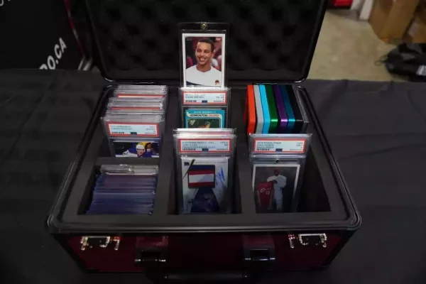 evoretro-trading-card-storage-box-for-90-cards-x-red-1784851780-8