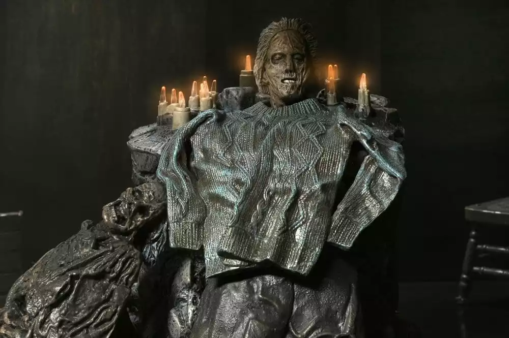 friday-the-13th-the-game-diorama-pamela-shrine-1784878119-7