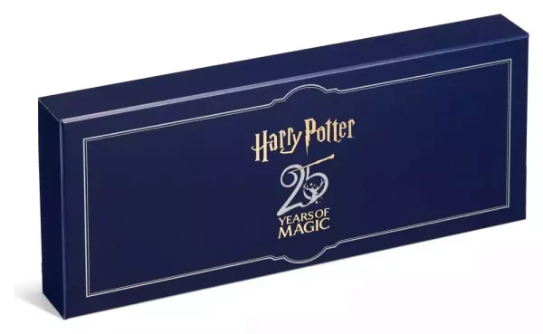 harry-potter-celebration-wand-harry-potter-25th-anniversary-wands-and-sorcerers-stone-set-1784880275-2 harry-potter-celebration-wand-harry-potter-25th-anniversary-wands-and-sorcerers-stone-set-1784880275-2