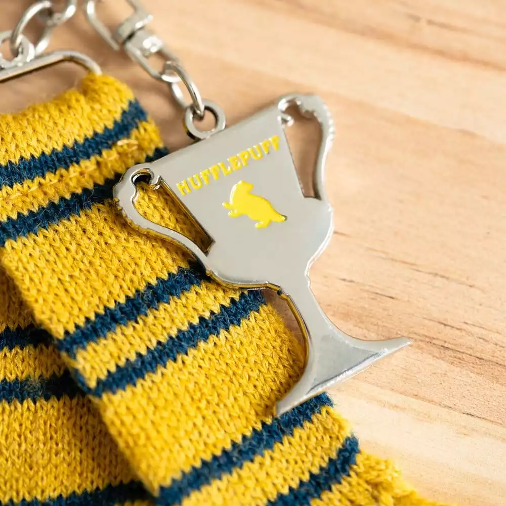 harry-potter-keyring-hufflepuff-scarf-15-cm-1784857328-3