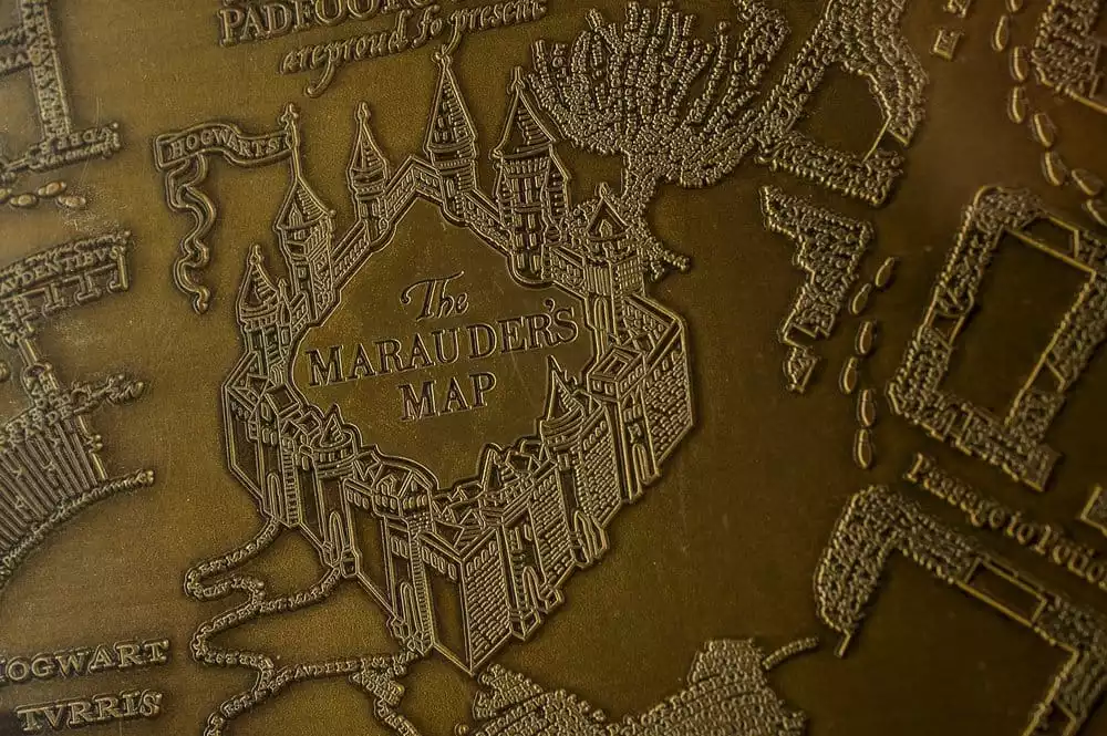 harry-potter-replica-marauders-map-metal-map-15-cm-1784847176-8