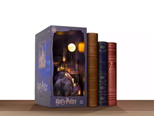 harry-potter-tiny-adventures-book-nook-mini-diorama-hogwarts-castle-18-cm-1784884523-2