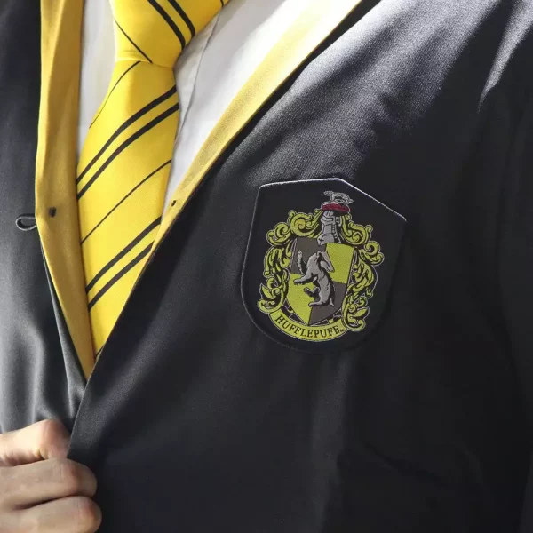 harry-potter-wizard-robe-cloak-hufflepuff-size-m-1784864355-3 harry-potter-wizard-robe-cloak-hufflepuff-size-m-1784864355-3