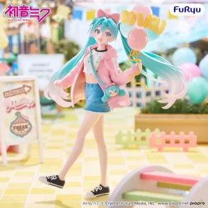 Hatsune Miku Muchute PVC Figure – Versione Appuntamento al Parco Divertimenti - 19 cm