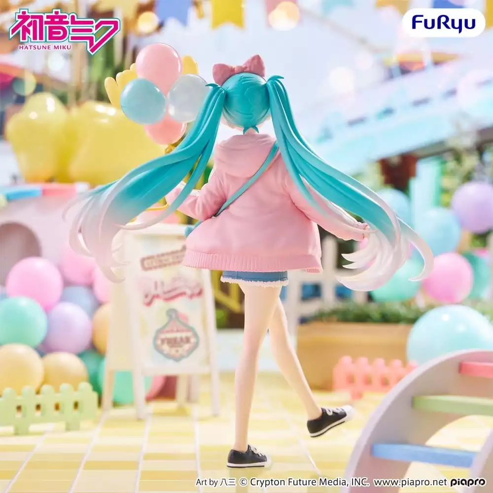 hatsune-miku-muchute-pvc-figure-theme-park-date-version-19-cm-1784856341-2