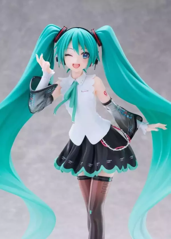 hatsune-miku-t-most-pvc-figure-nt-ver-29-cm-1784890634-4